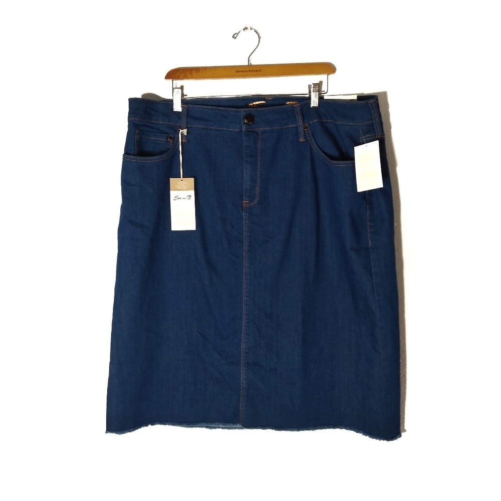 Seven7 jeans limited edition denim skirt size 18w